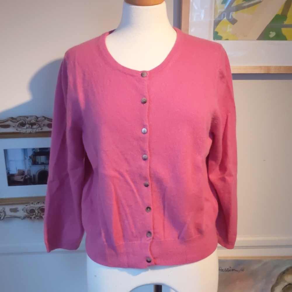 100% cashmere Boden cropped cardigan. Size 16.